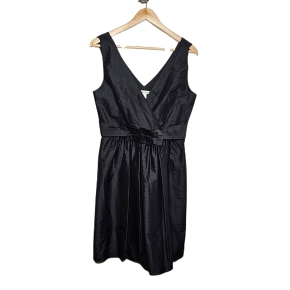 WHBM black bow v-neck evening cocktail party black midi sheath dress siz…